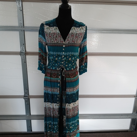 Duster - Picture 2 of 2